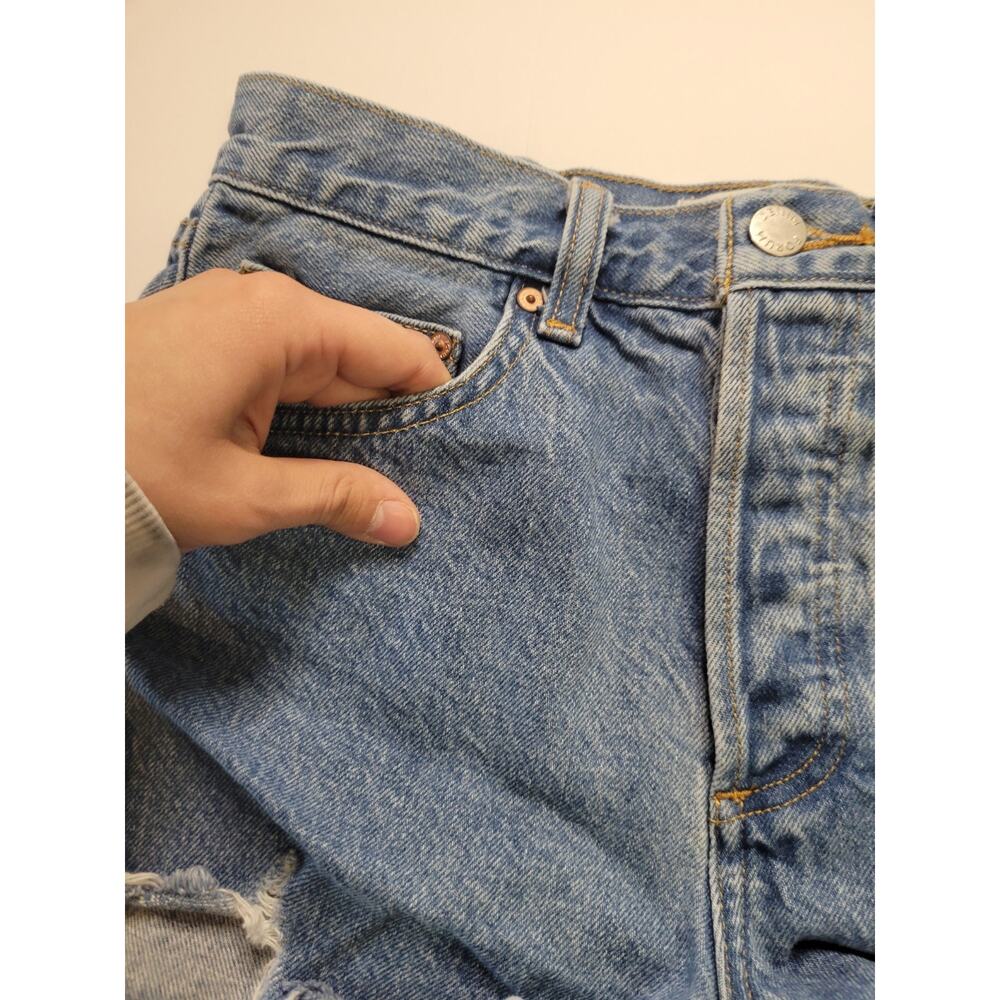 Aritzia Denim Forum Womens 25 The Ex Bf Hi Rise Denim Short Medium Blue Wash - Picture 9 of 10